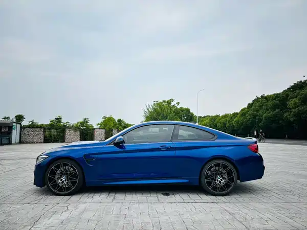 BMW M4 2019