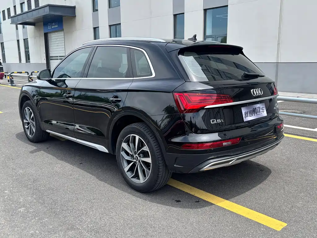 Audi Q5L 2022 — фото 4