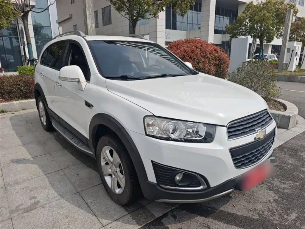 Chevrolet Captiva 2017 — фото 3