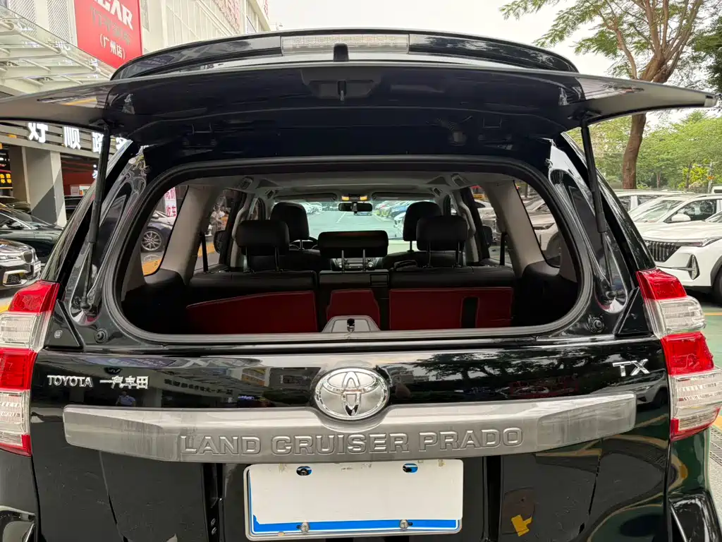 Toyota Prado 2017 — фото 23