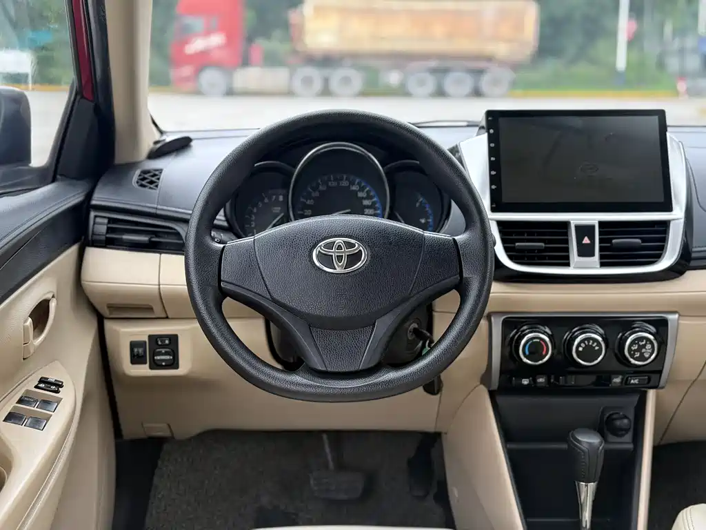 Toyota Vios FS 2017 — фото 24
