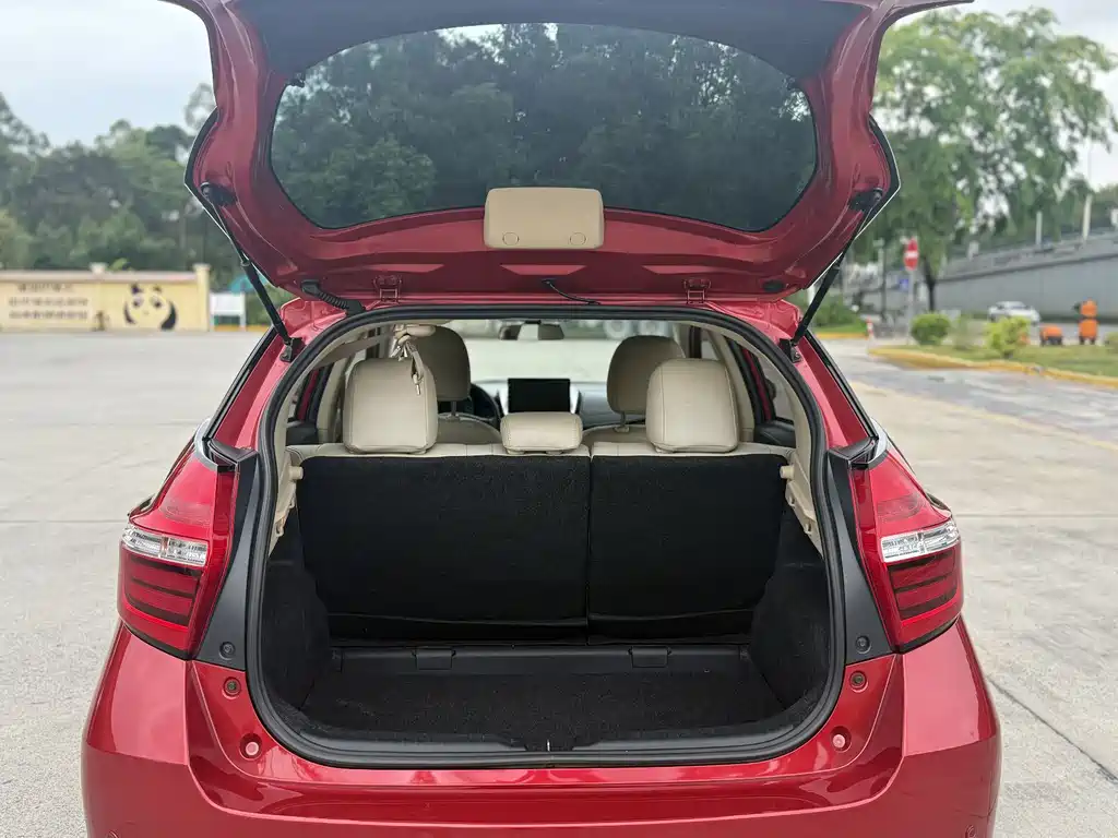Toyota Vios FS 2017 — фото 12