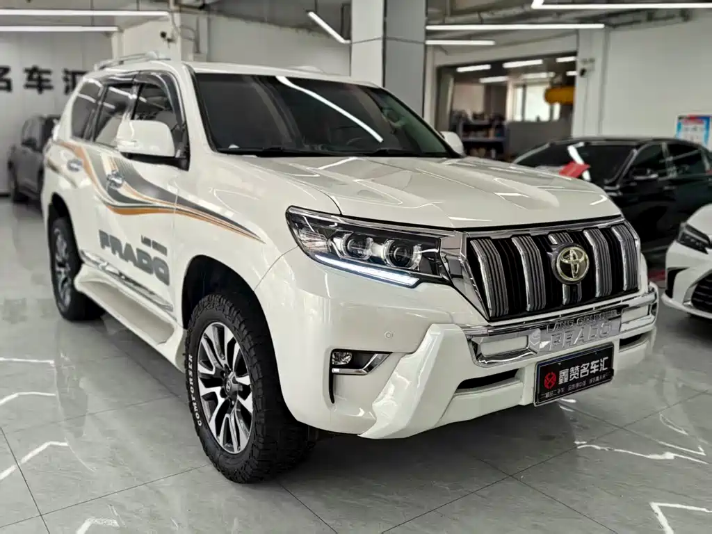 Toyota Prado 2023 — фото 11