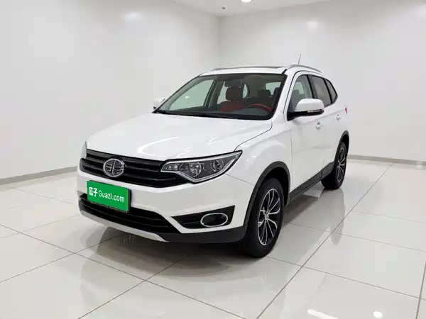 FAW Senya R7 2017