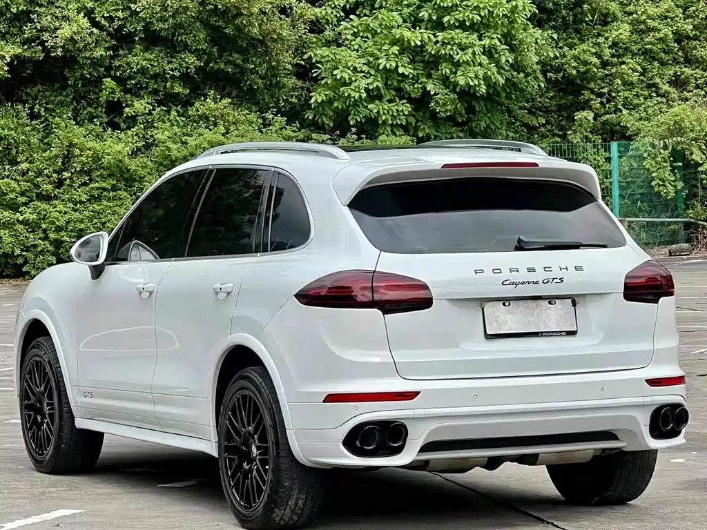 Porsche Cayenne 2016 — фото 6