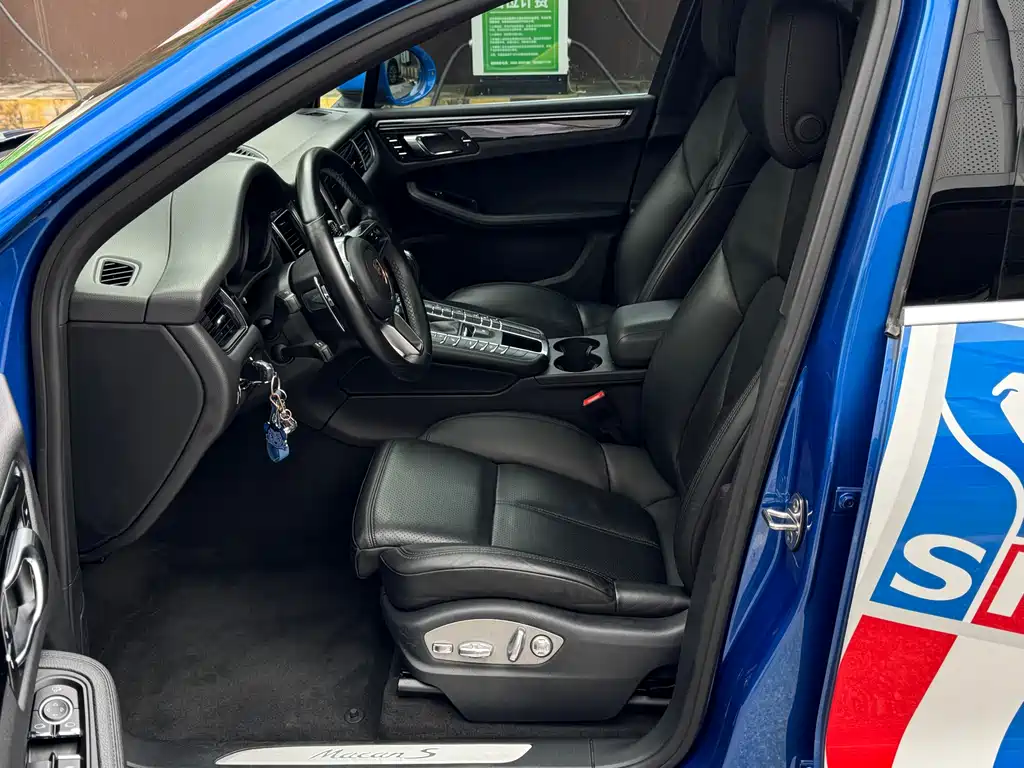 Porsche Macan 2016