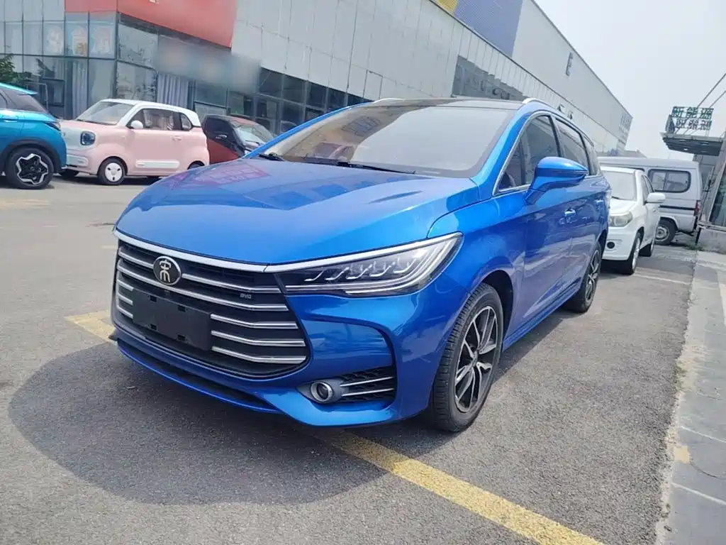 BYD MAX 2018 — фото 1