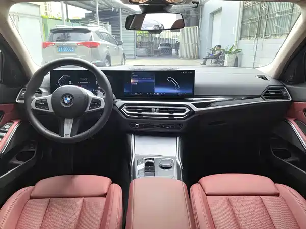 BMW 3 Series 2024