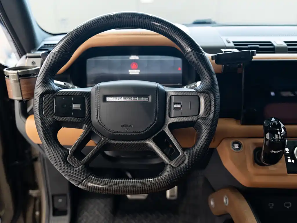 Land Rover Defender 2022 — фото 7
