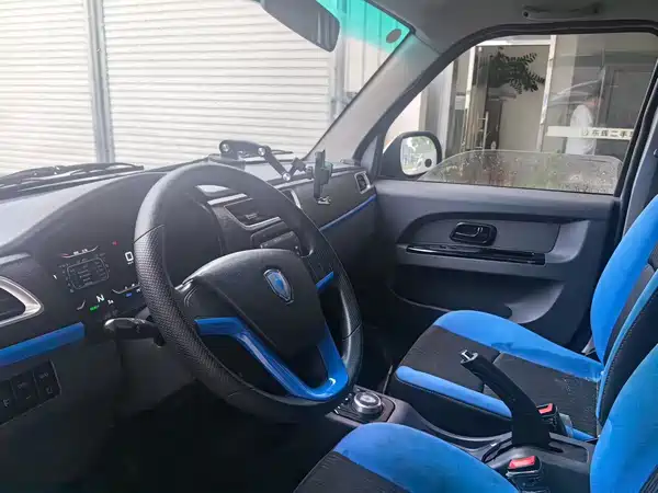 Jinbei new dolphin EV 2025