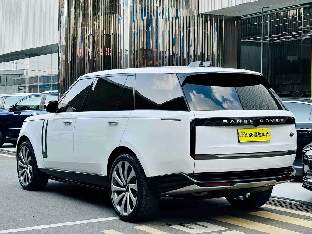Land Rover Range Rover 2024 — фото 4
