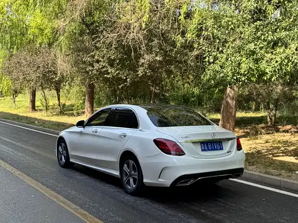 Mercedes-Benz C-Class 2021