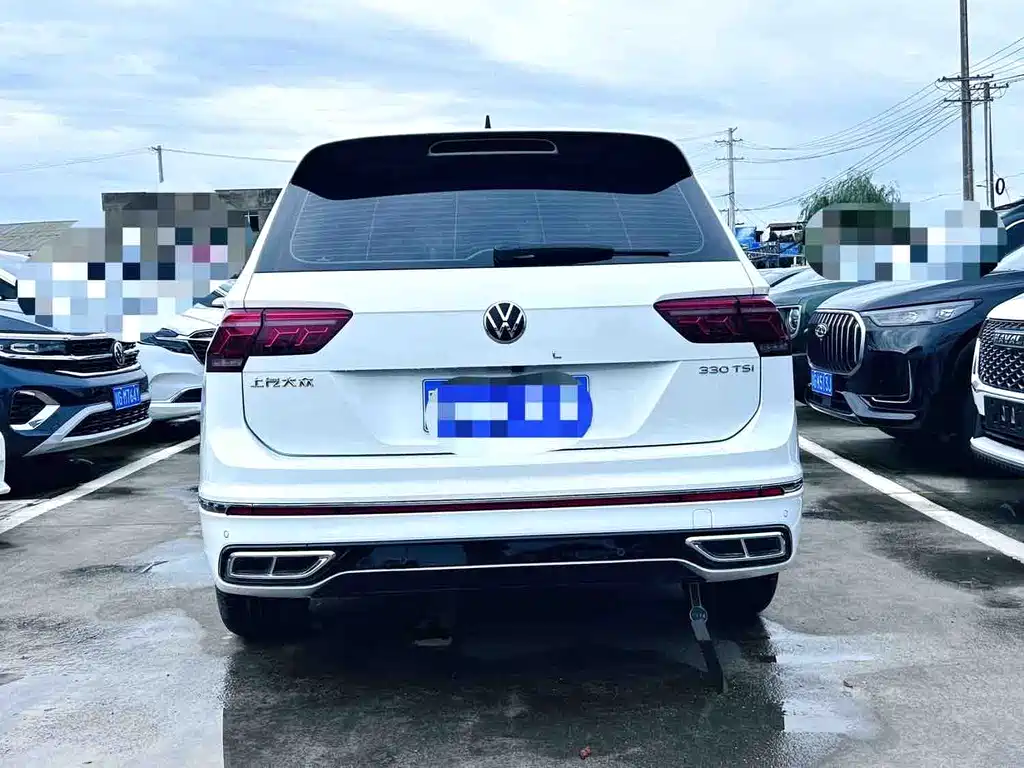 Volkswagen Tiguan L 2023 — фото 4