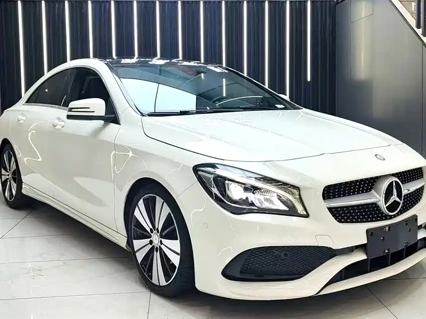 Mercedes-Benz CLA 2016