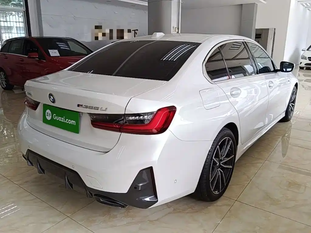 BMW 3 Series 2023