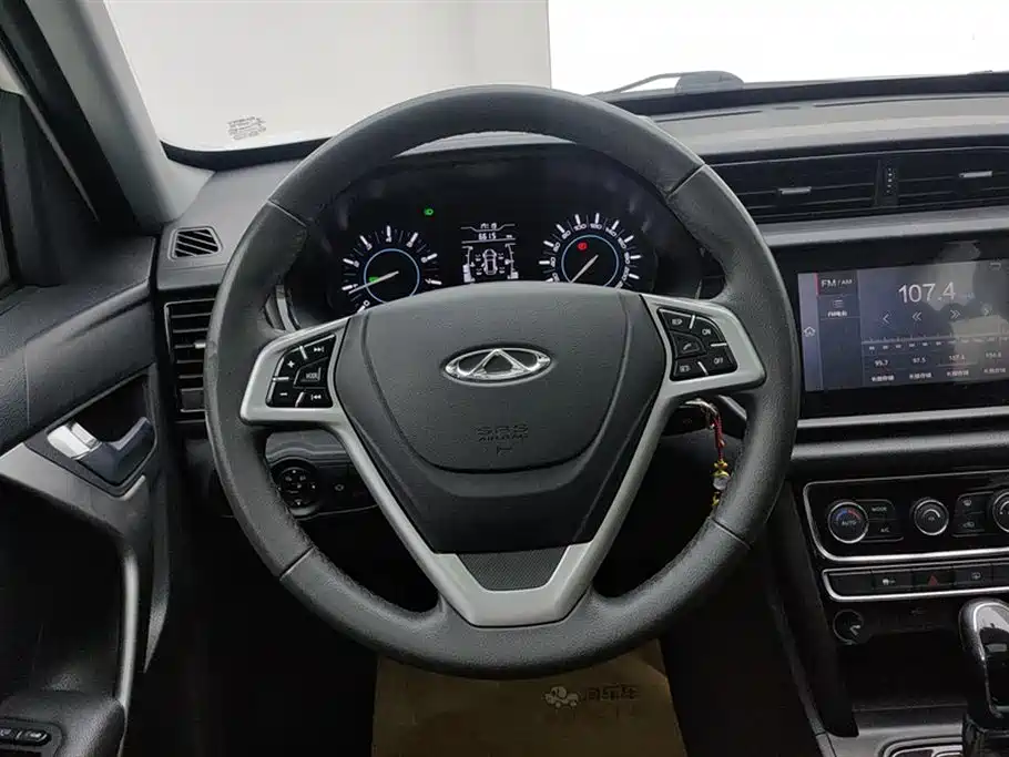 Chery Tiggo 3 2016 — фото 15