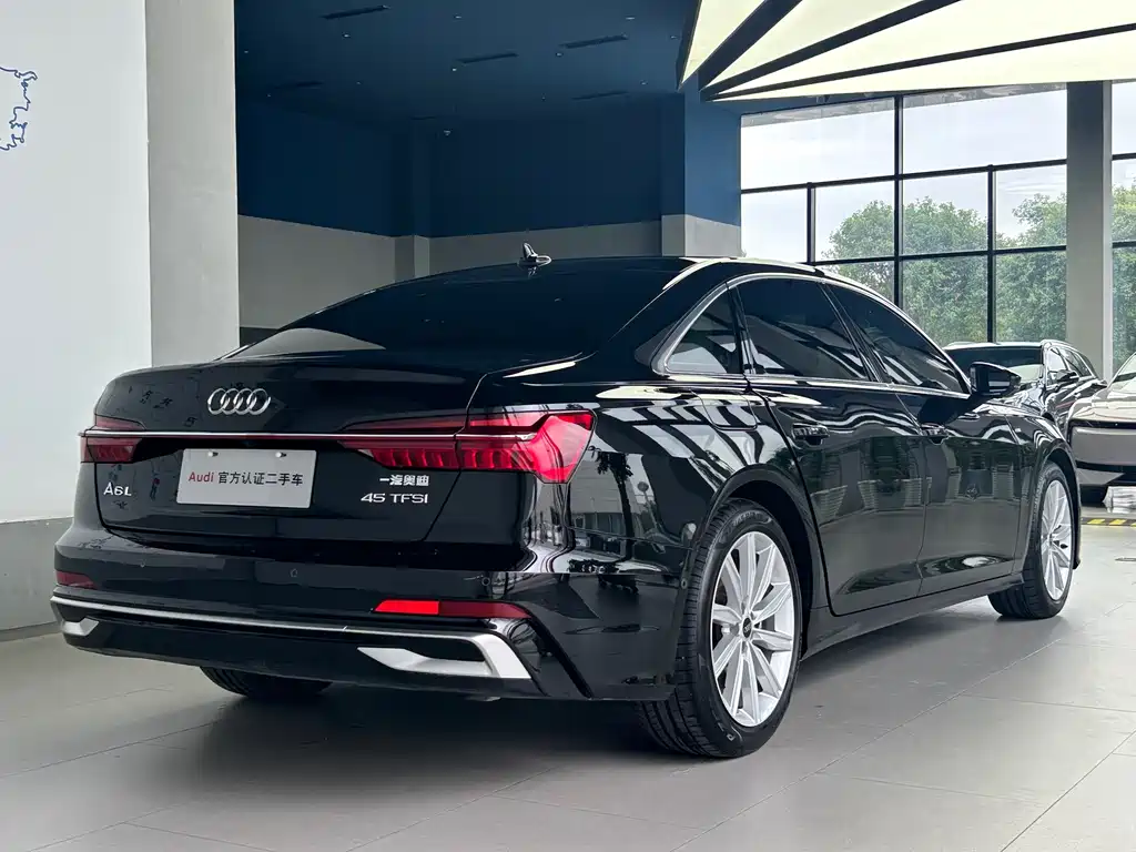 Audi A6L 2024 — фото 5