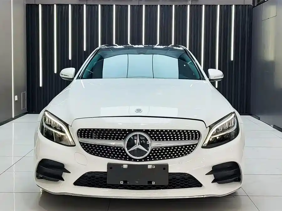 Mercedes-Benz C-Class 2018
