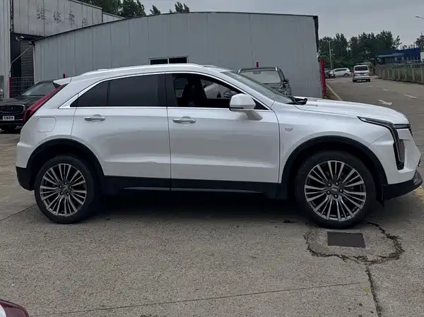Cadillac XT4 2024
