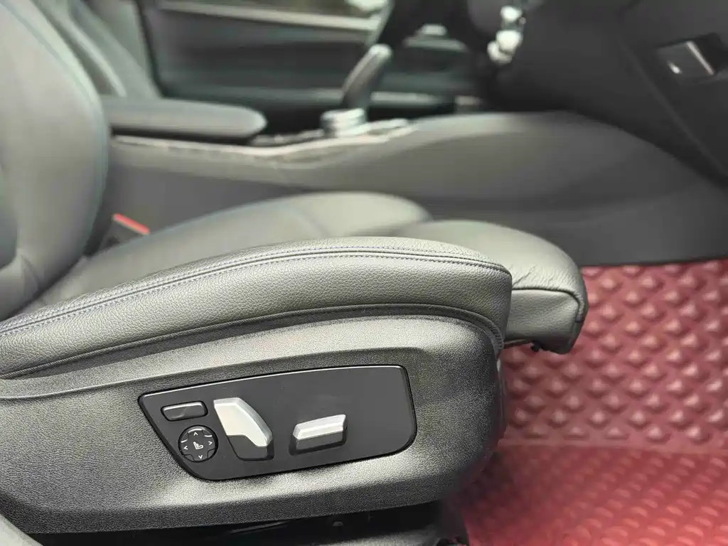 BMW 6 Series GT 2020 — фото 16