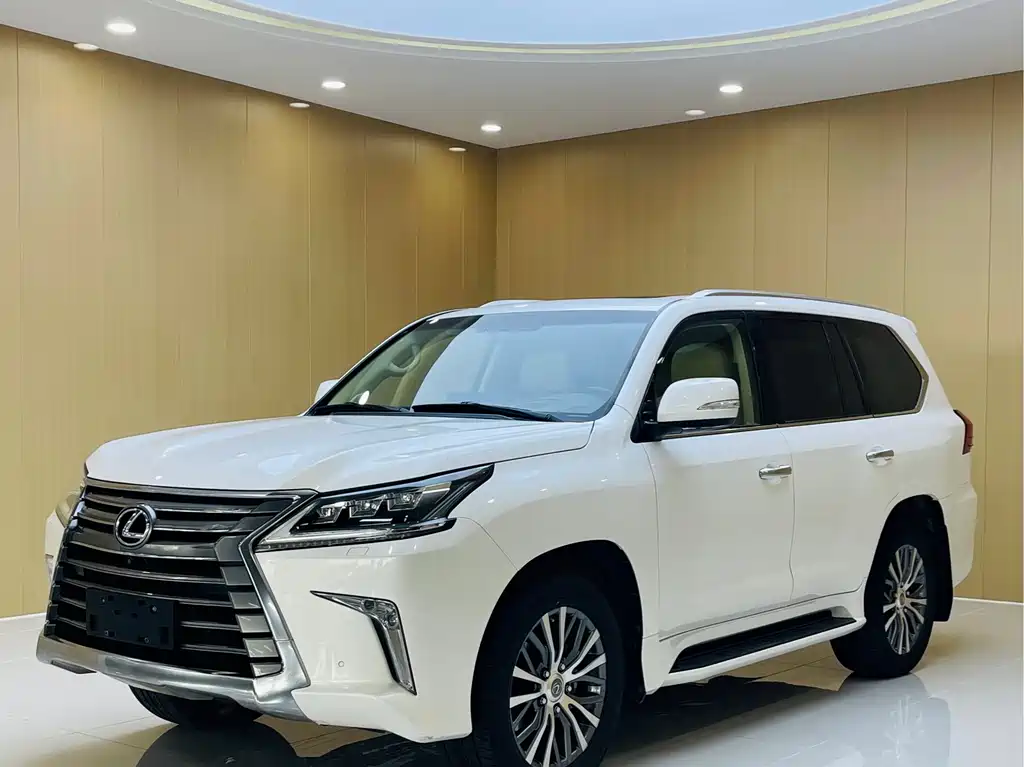 Lexus LX 2017