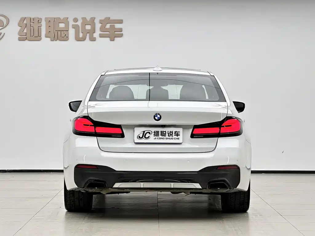 BMW 5 Series 2021 — фото 5