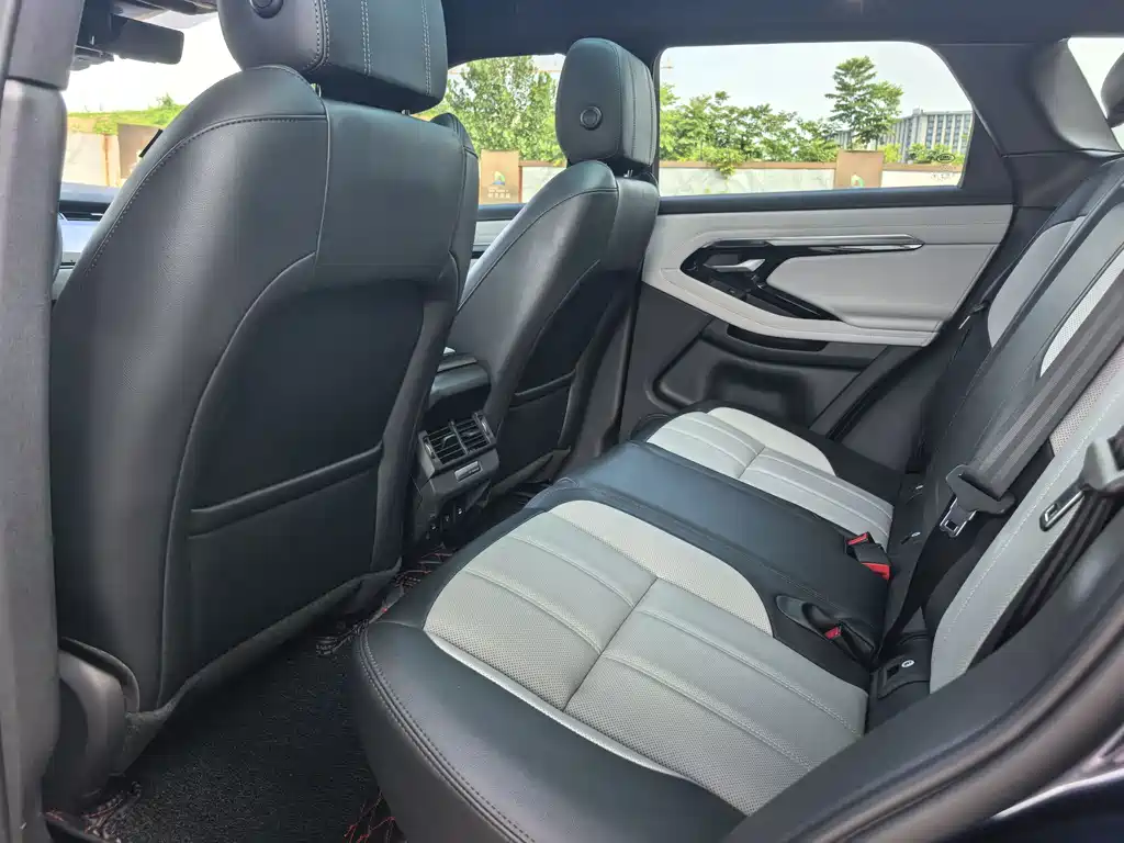 Land Rover Evoque 2020 — фото 13