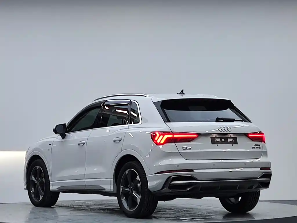 Audi Q3 2022
