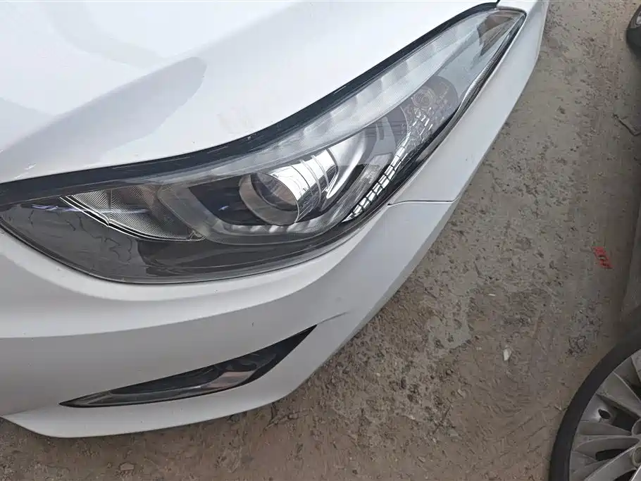 Hyundai Elantra Langdong 2017 — фото 5