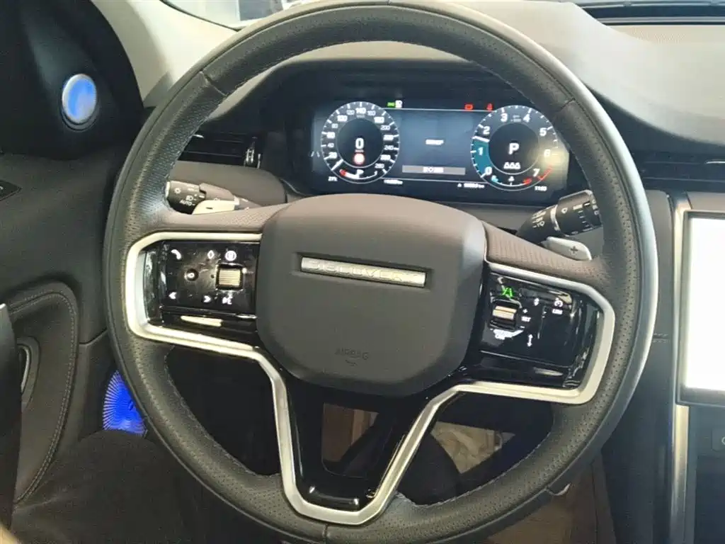 Land Rover Discovery Sport 2025 — фото 11