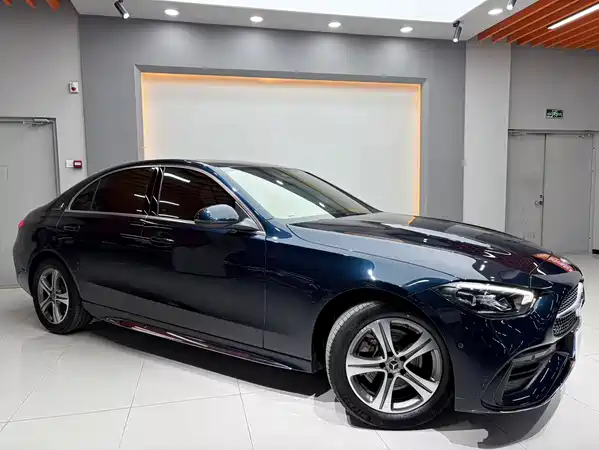 Mercedes-Benz C-Class 2023