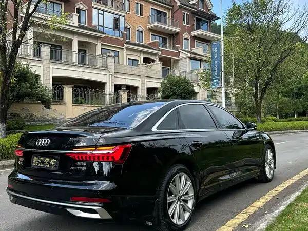 Audi A6L 2024
