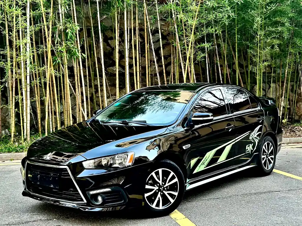 Mitsubishi Lancer EX 2016