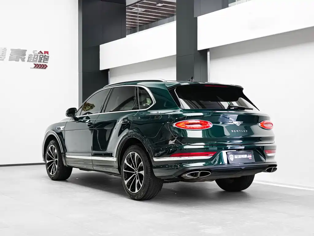 Bentley Bentayga 2021 — фото 20