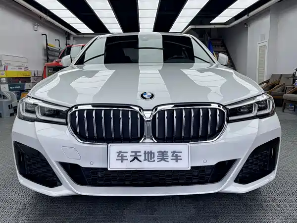 BMW 5 Series 2023