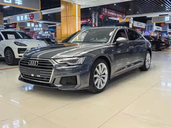 Audi A6L 2022