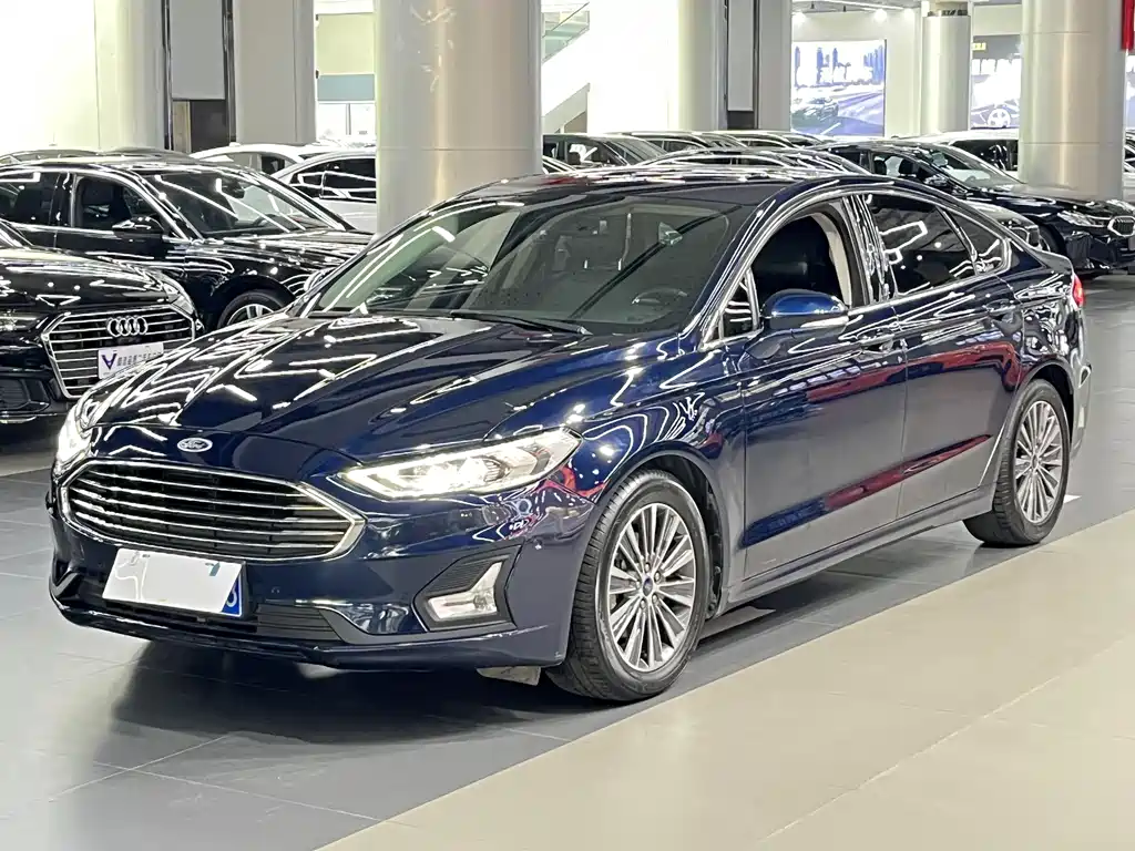 Ford Mondeo 2020 — фото 1