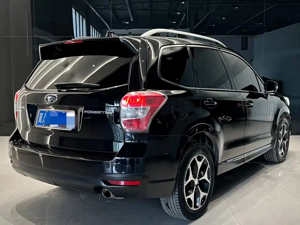 Subaru Forester 2015