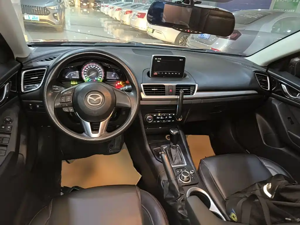 Mazda 3 Angkesela 2015 — фото 10
