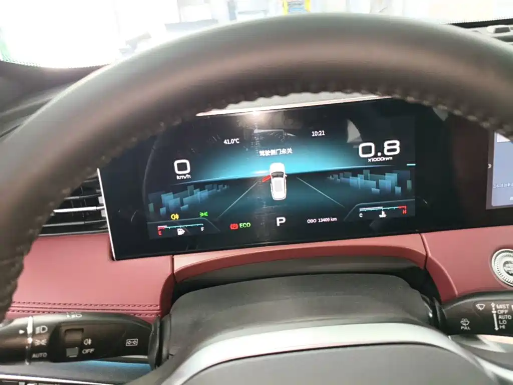 Jetour Jietu X70 PLUS 2023 — фото 12