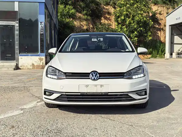 Volkswagen Golf 2020
