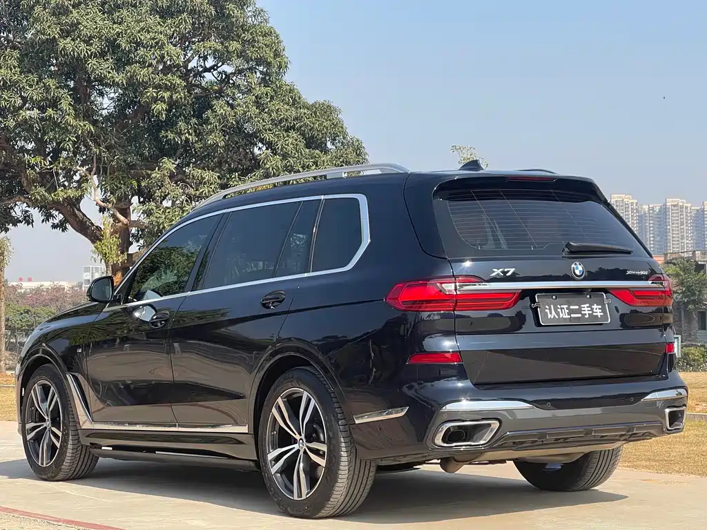 BMW X7 2022 — фото 6
