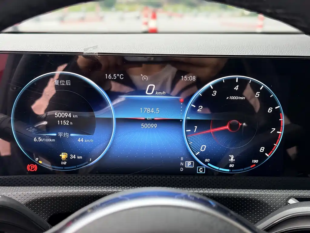 Mercedes-Benz A-Class 2022 — фото 18