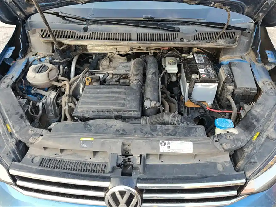 Volkswagen Touran 2018 — фото 10