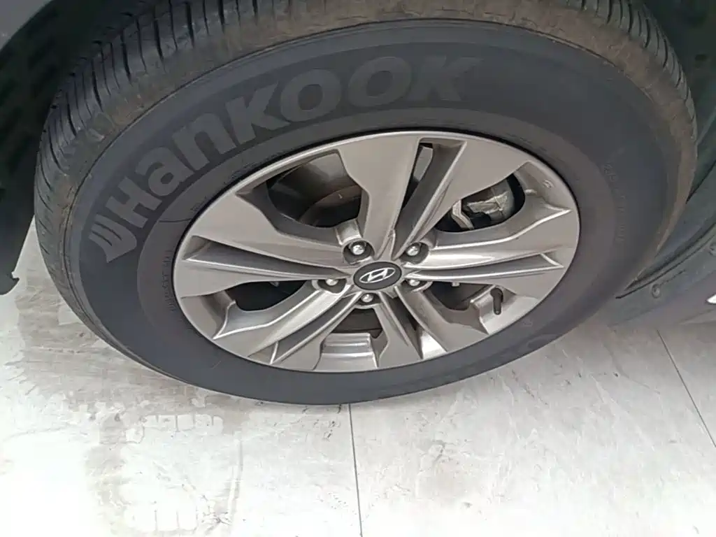 Hyundai Santa Fe 2016 — фото 25