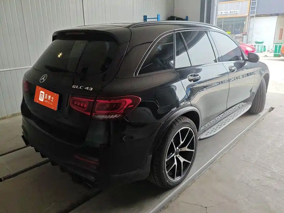 Mercedes-Benz GLC AMG 2021 — фото 4