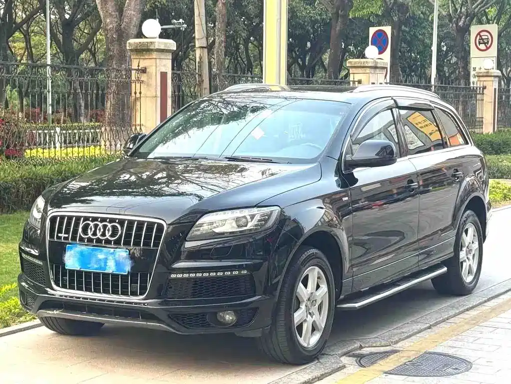 Audi Q7 2015 — фото 1