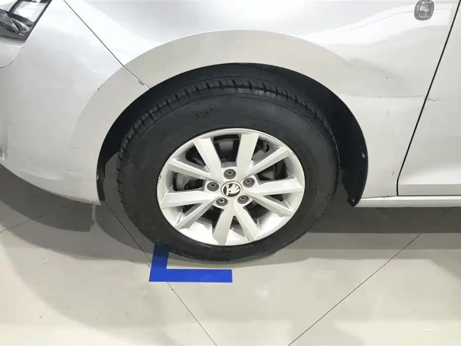 Skoda Rapid 2014