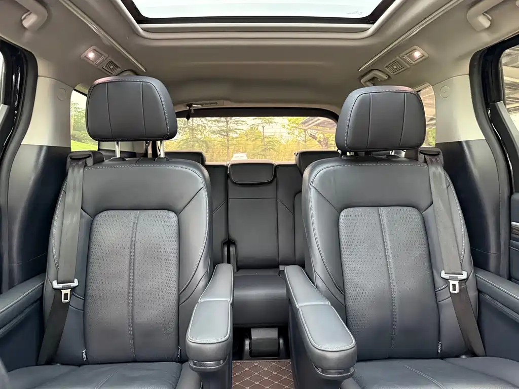GAC Motor Trumpchi M8 2021 — фото 11