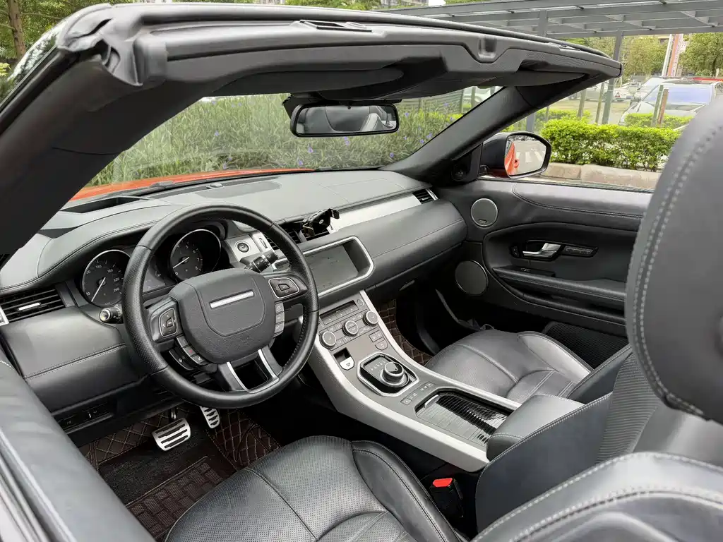 Land Rover Evoque 2019 — фото 10